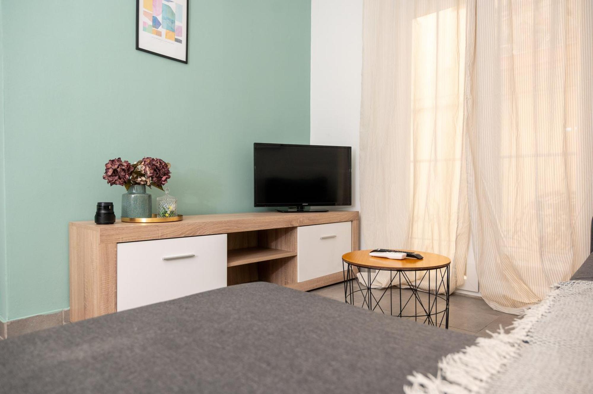 Niso Thessaloniki Hospitality Apartments Exterior photo