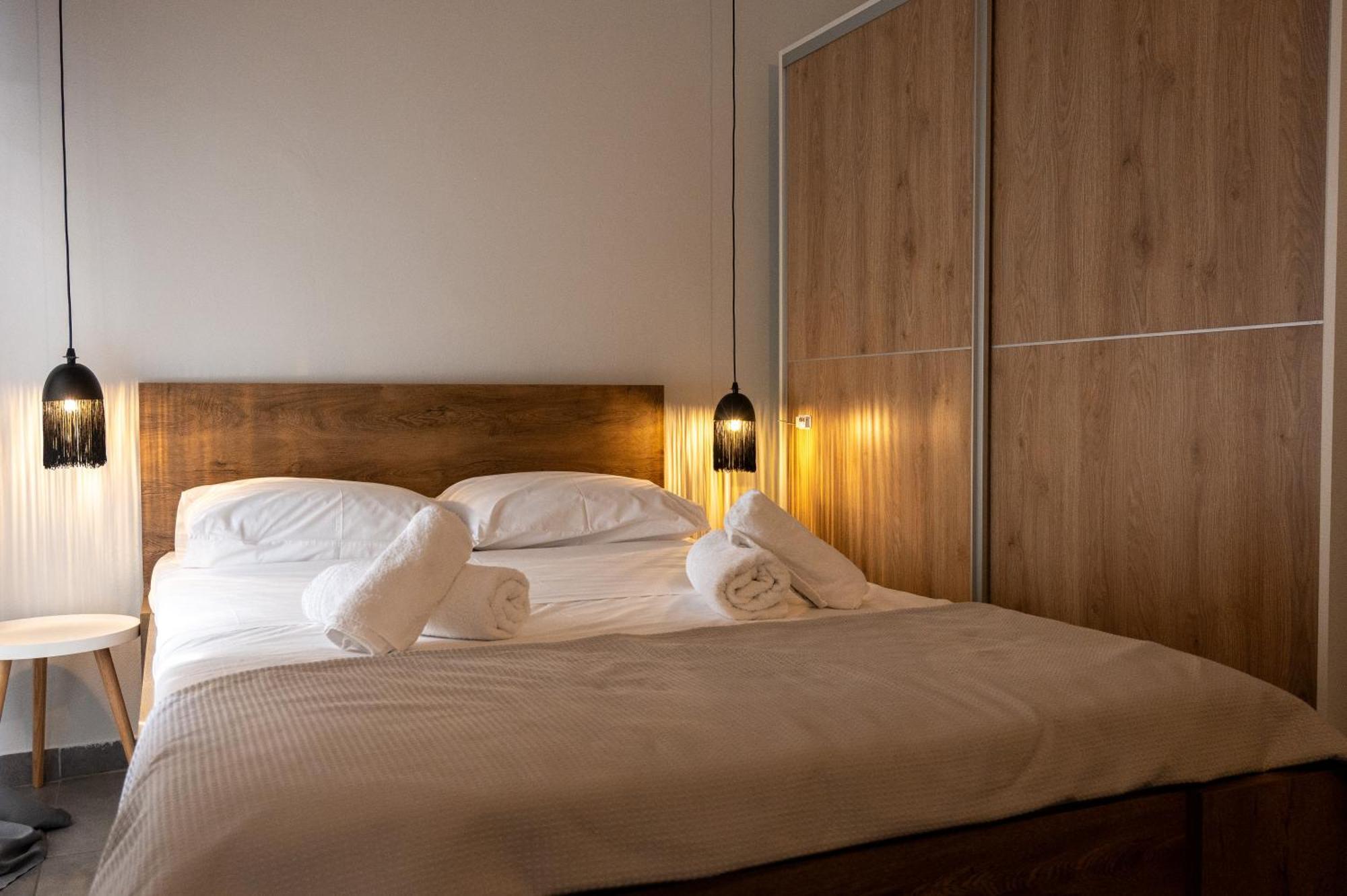 Niso Thessaloniki Hospitality Apartments Exterior photo